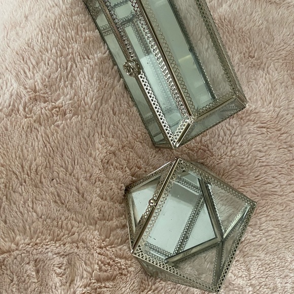 Glass Mirror Decor - Picture 2 of 3